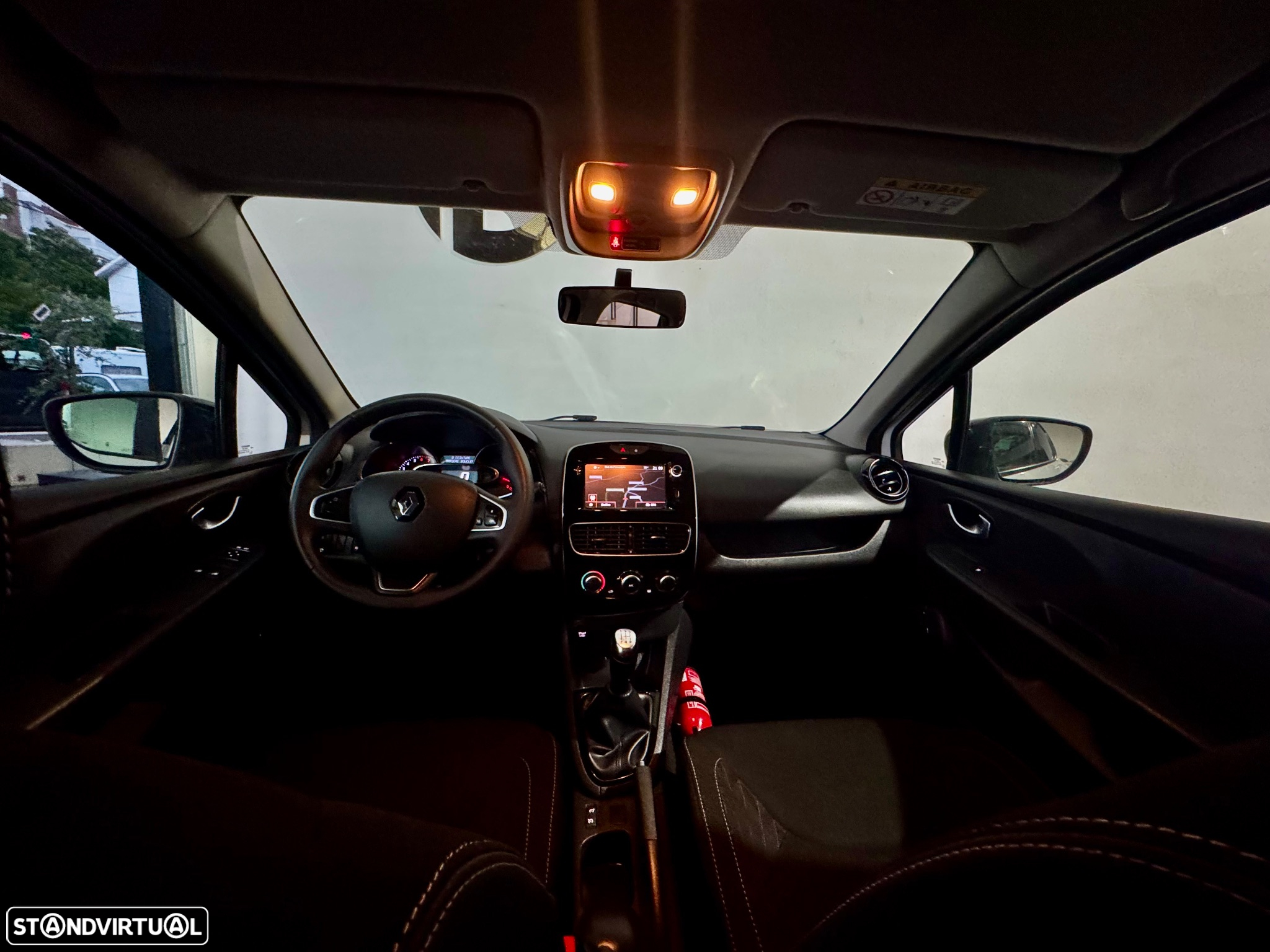 Renault Clio 1.0 TCe Limited - 13
