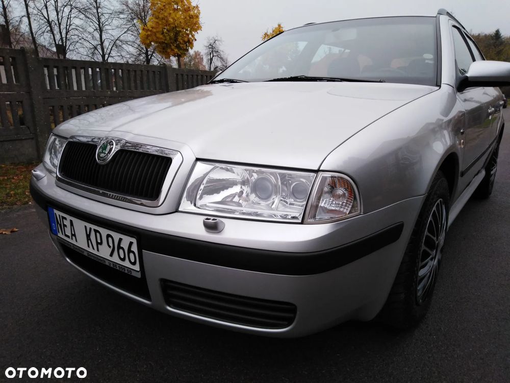 Skoda Octavia 2.0 Combi Ambiente 4x4 - 3