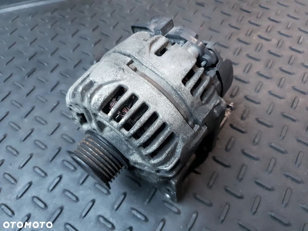 AUDI A3 8P LEON II GOLF V ALTERNATOR 1.6 FSI 03C903023D 110A - 1