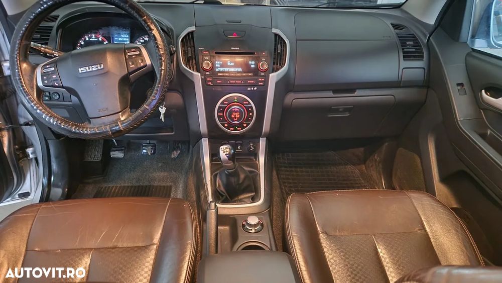 Isuzu D-Max 4x4 Double Cab Premium - 4