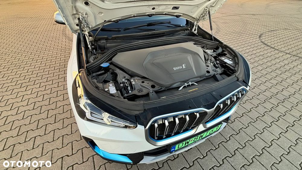BMW iX1 - 23