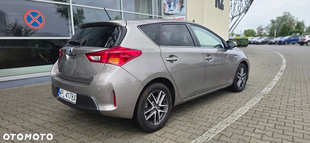 Toyota Auris - 4