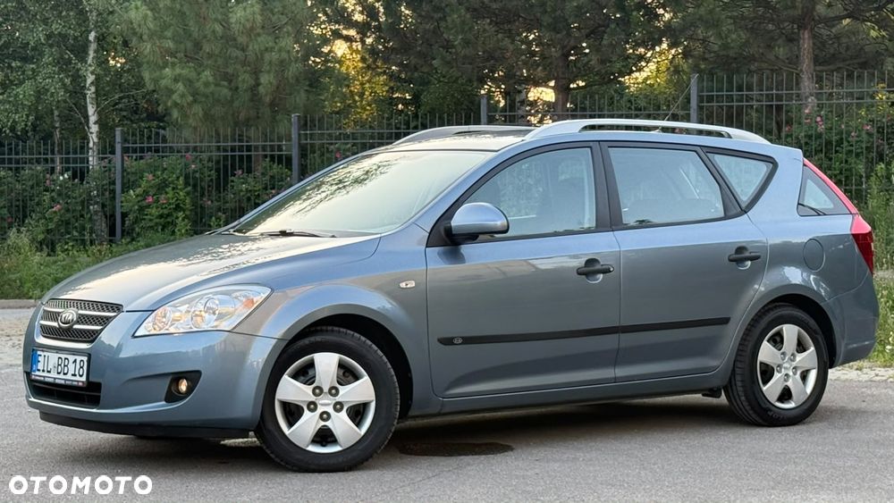 Kia Ceed 1.4 CVVT Attract - 26