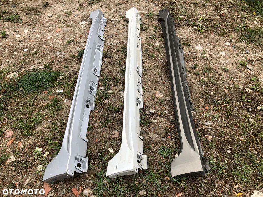 TOYOTA COROLLA XII E21 HB HATCHBACK 2019- Listwa progowa prawa próg NAKŁADKA PRO - 2