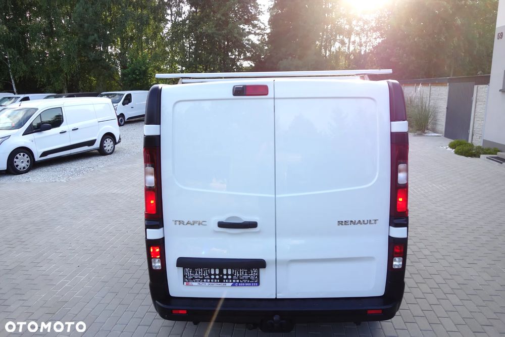 Renault Trafic 2.0 DCI 120 KM Klima Kamera Ledy - 32