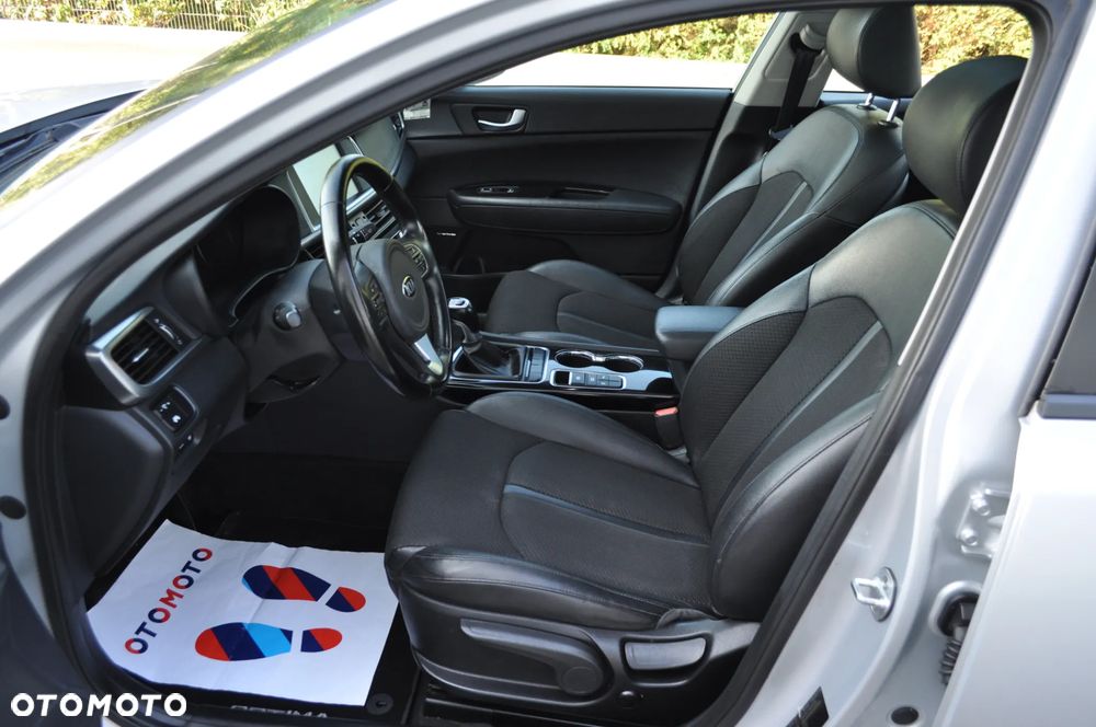 Kia Optima - 13