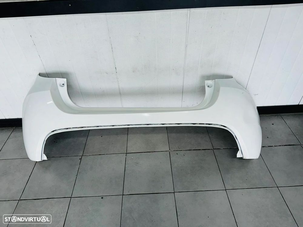 Para Choques Trás Toyota Yaris Hybrido - 2020 / 2024 - 1