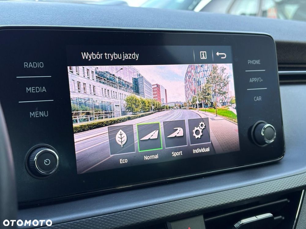 Skoda Kamiq 1.0 TSI Ambition DSG - 17