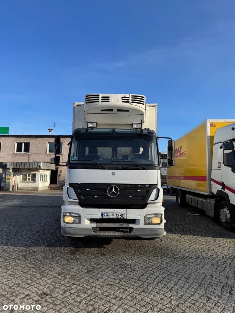 Mercedes-Benz AXOR - 1