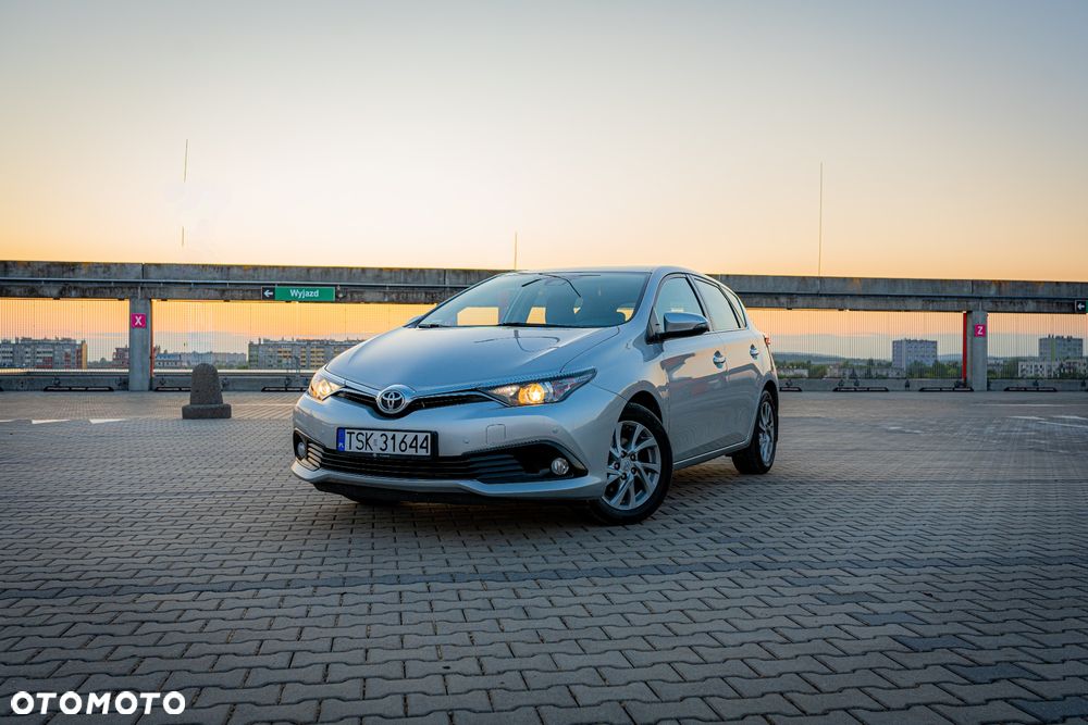 Toyota Auris 1.6 Active - 2