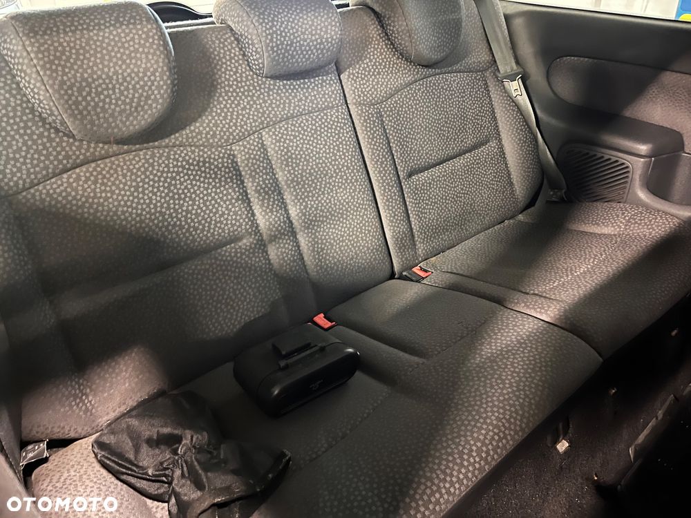 Renault Clio 1.2 Access - 12