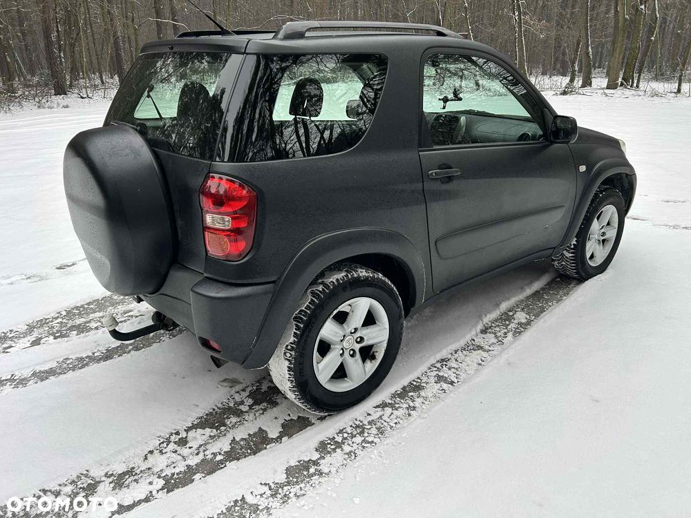 Toyota RAV4 D-4D 4x4 - 4