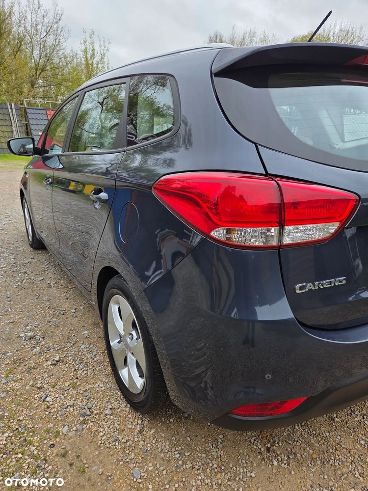 Kia Carens 1.6 GDI Edition 7 - 10