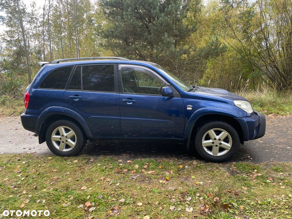 Toyota RAV4 - 3