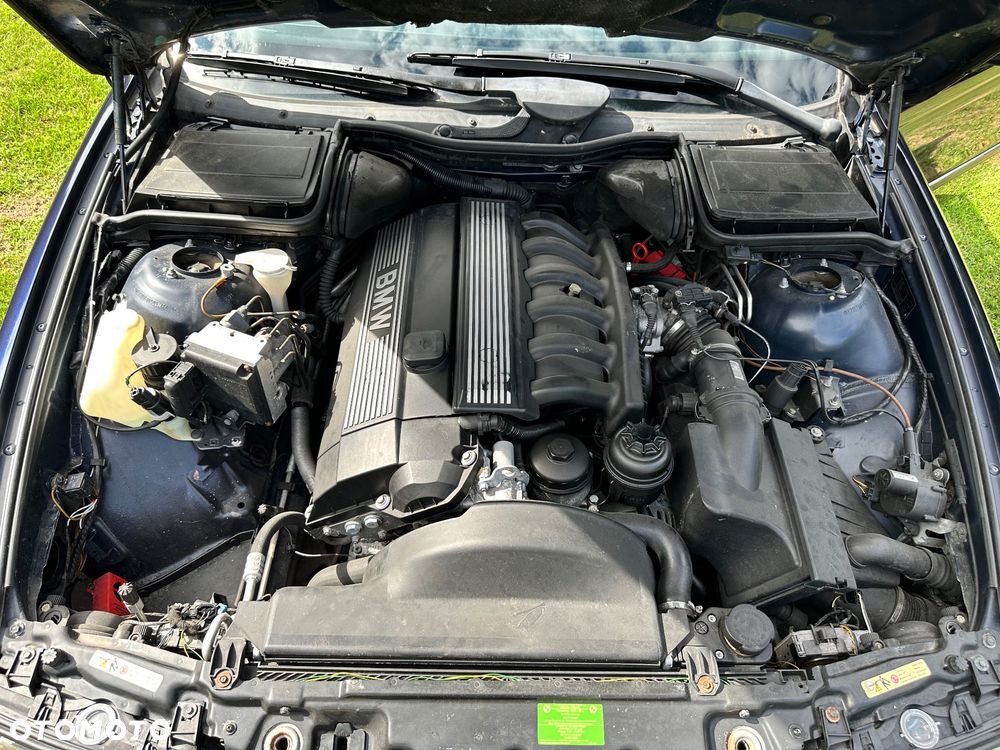 BMW Seria 5 - 25
