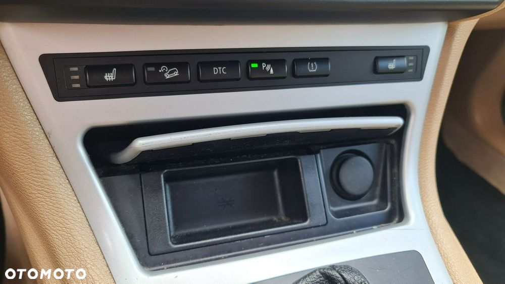 BMW X3 2.5si - 23