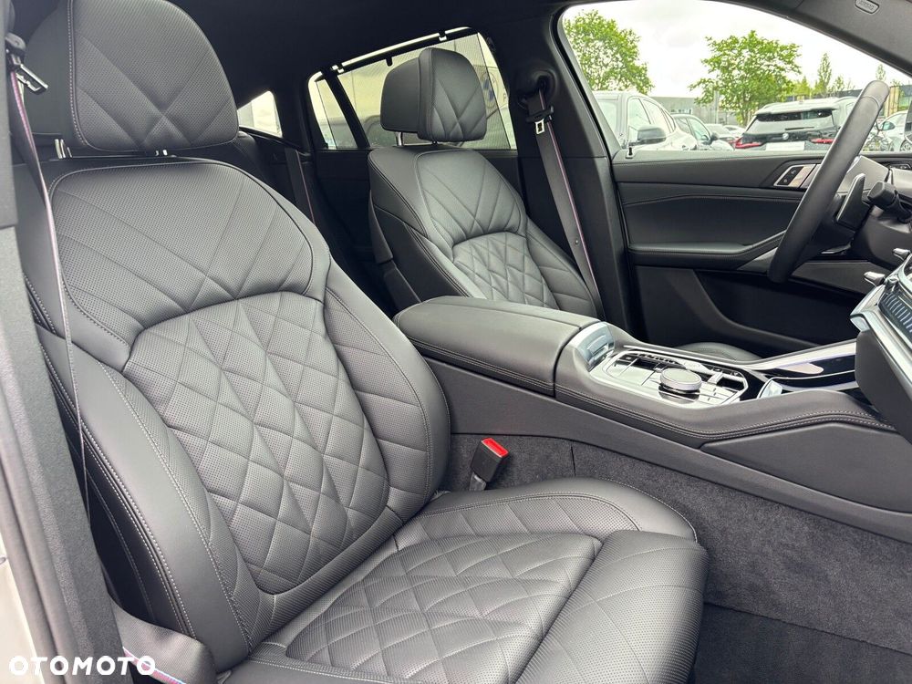 BMW X6 - 14