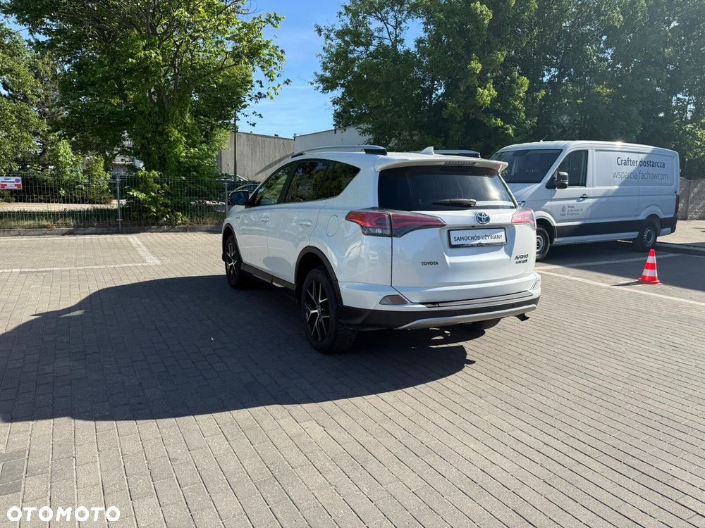 Toyota RAV4 - 4