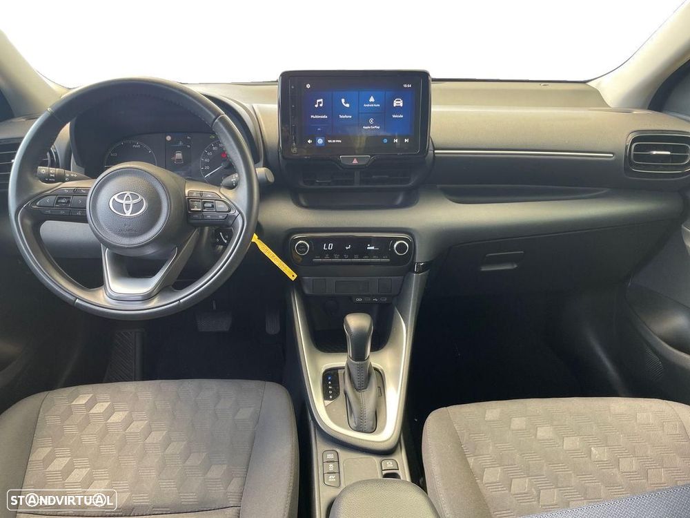 Toyota Yaris - 8