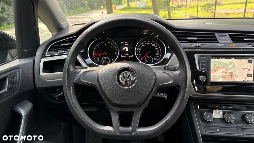 Volkswagen Touran 1.6 TDI SCR (BlueMotion Technology) Comfortline - 29