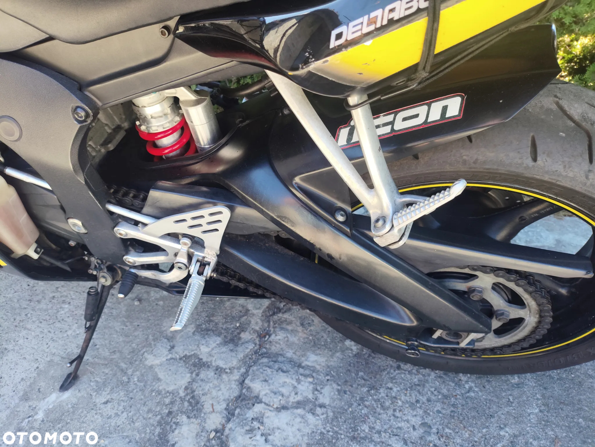 Yamaha R6 - 17
