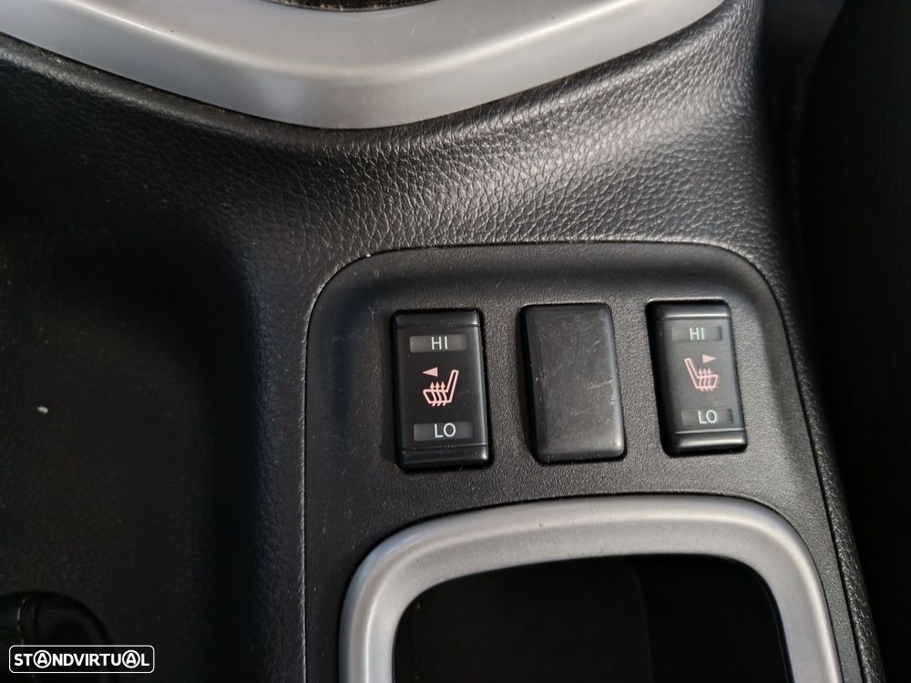 Nissan Navara 2.3 dCi CD 4WD Tekna Auto - 14