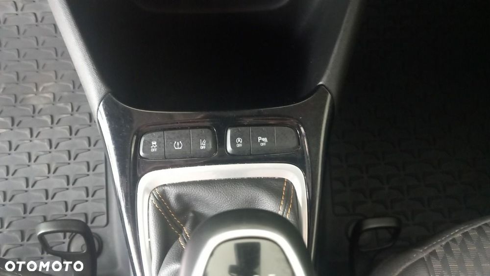 Opel Crossland X 1.2 T GPF Elite S&S - 20
