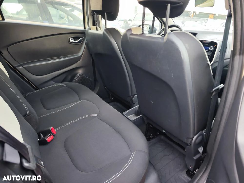 Renault Captur - 13