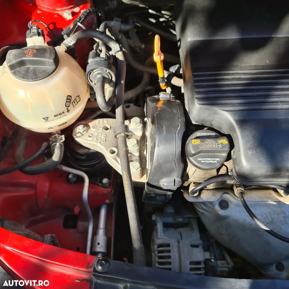 Volkswagen Fox 1.4 Fresh - 12