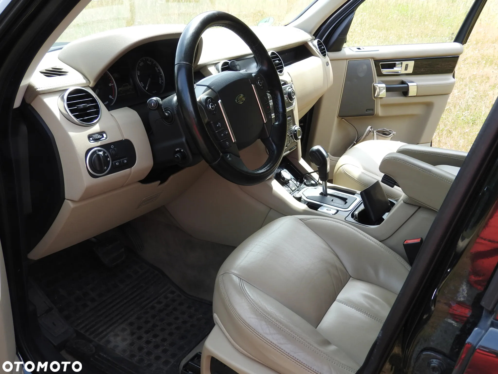 Land Rover Discovery IV 3.0D V6 HSE - 3