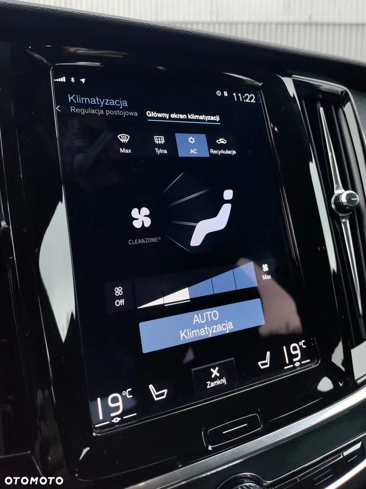 Volvo V90 Cross Country D4 AWD Pro - 25