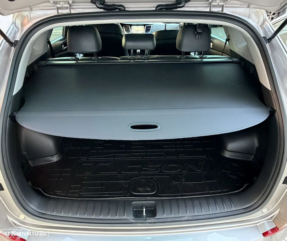 Hyundai Tucson 1.7 CRDi Executive - 29