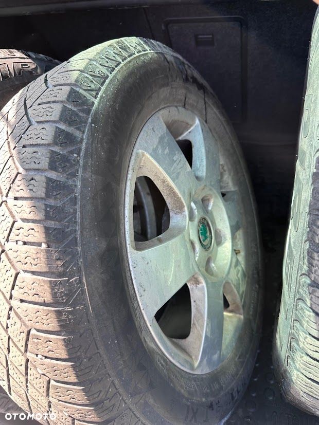 Skoda Octavia 1.6 TDI DPF 4x4 Ambition - 8