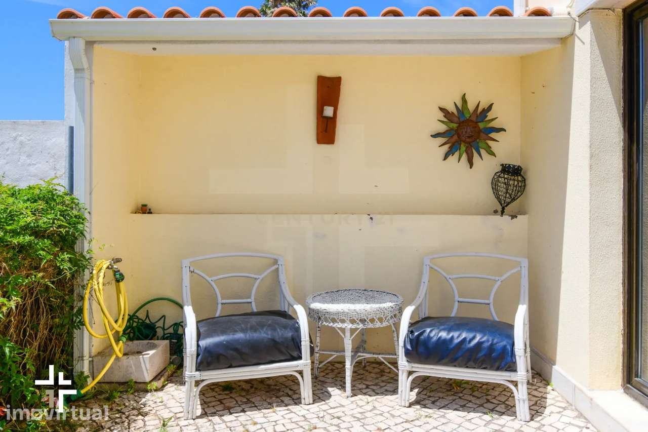 Moradia T2 com Jardim e Alpendres Exclusivos | São Pedro do Estoril - Grande imagem: 3/54