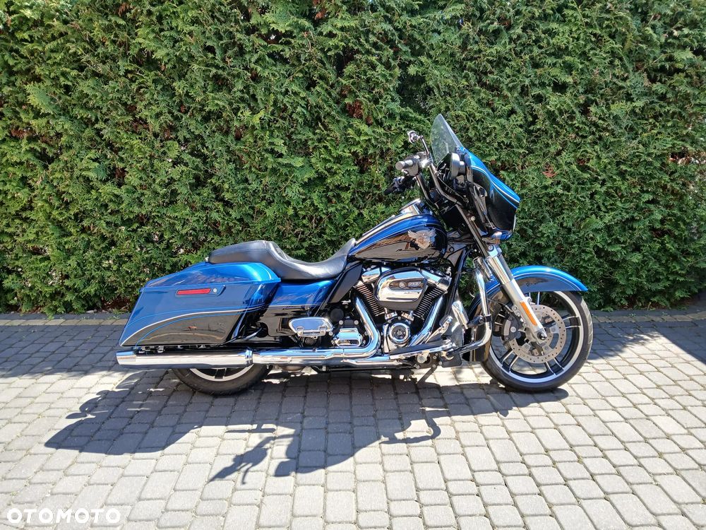 Harley-Davidson CVO Street Glide - 3