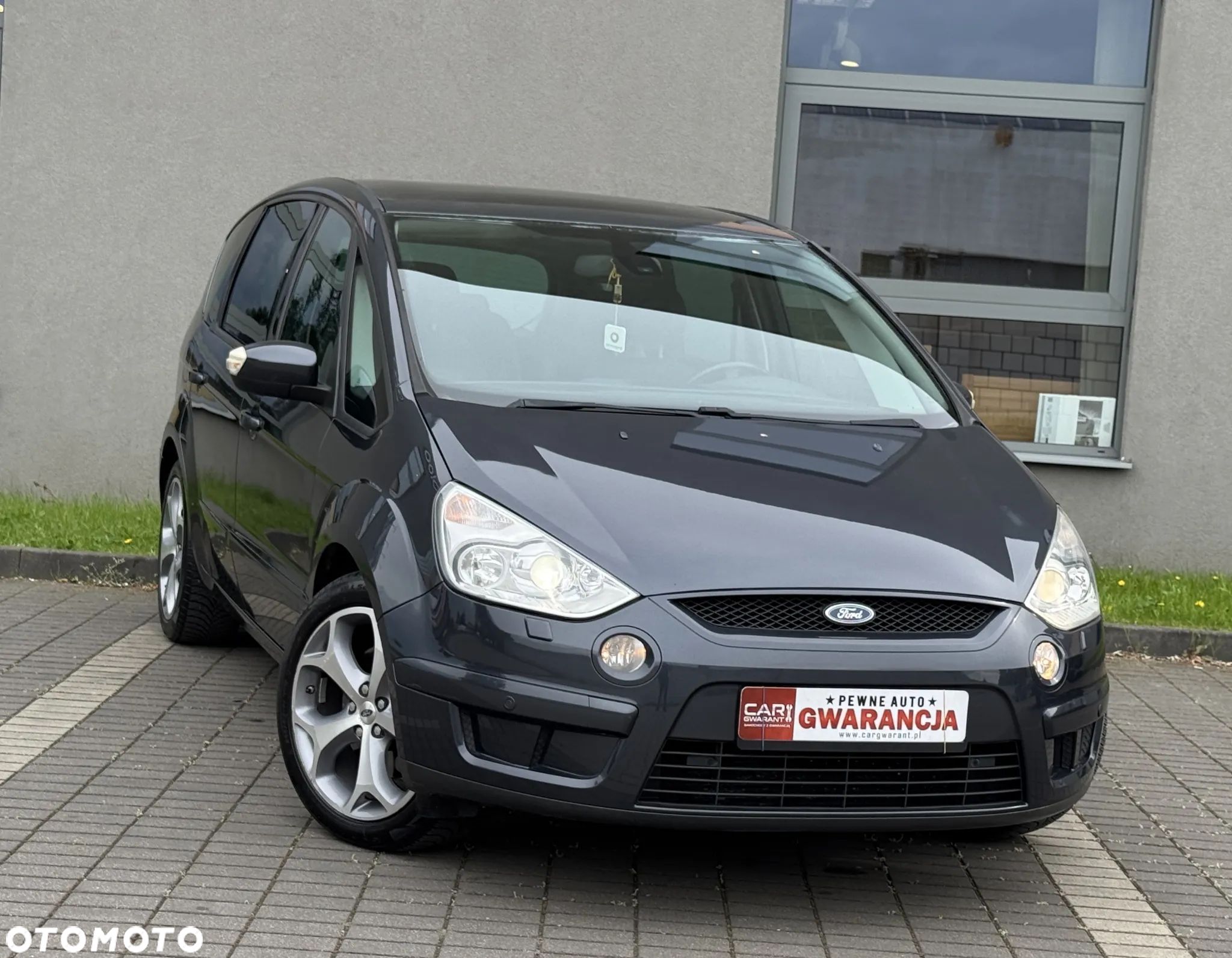 Ford S-Max 2.5 Titanium - 1