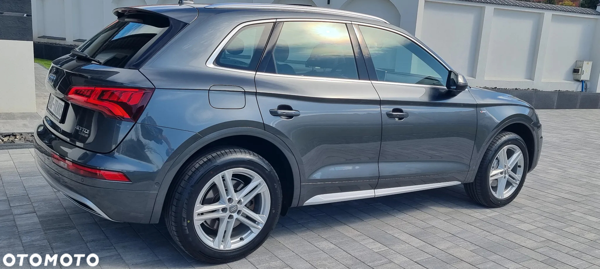 Audi Q5 40 TDI quattro S tronic S line - 3