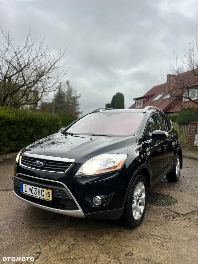 Ford Kuga 2.0 TDCi 4x4 Titanium - 2