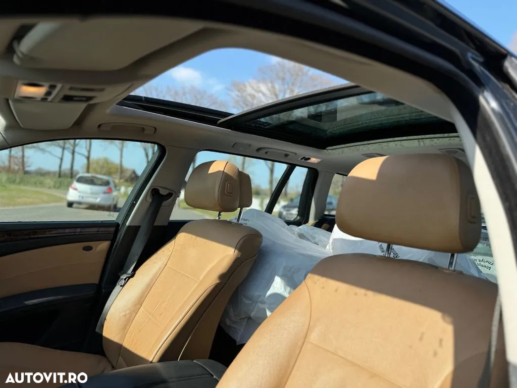 BMW Seria 5 520d Touring Edition Exclusive - 3