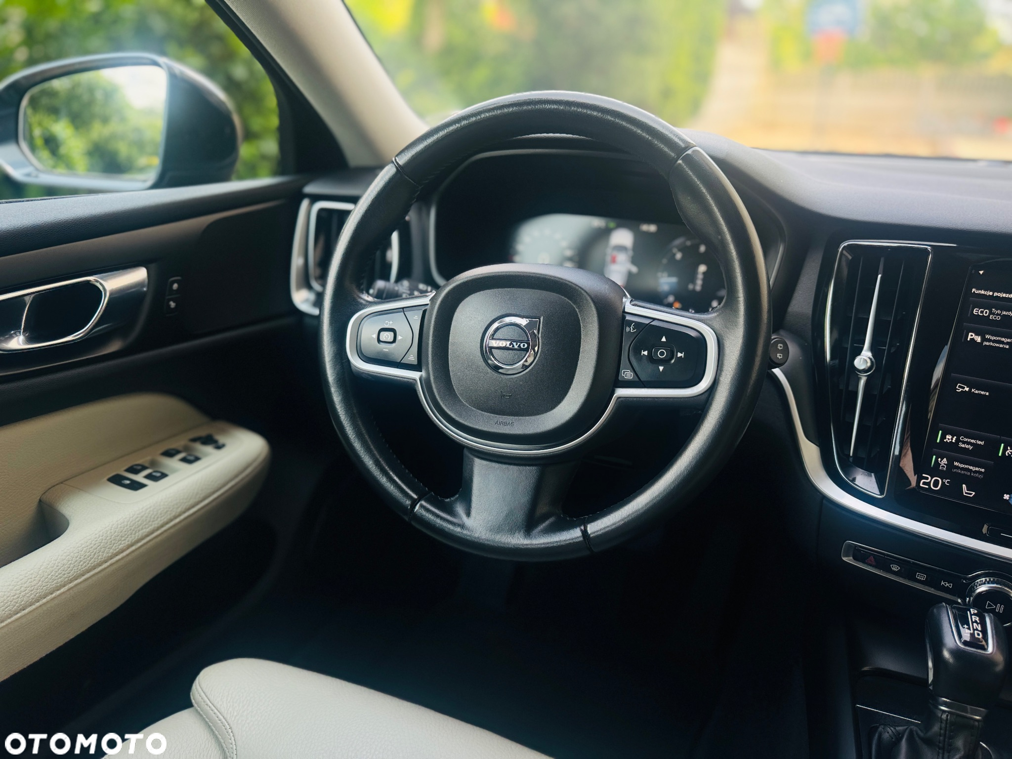 Volvo V60 D3 Geartronic Momentum Pro - 15