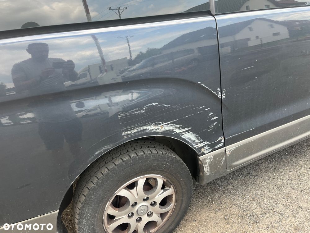 Hyundai H-1 ver-2-5-crdi-travel-trend - 4
