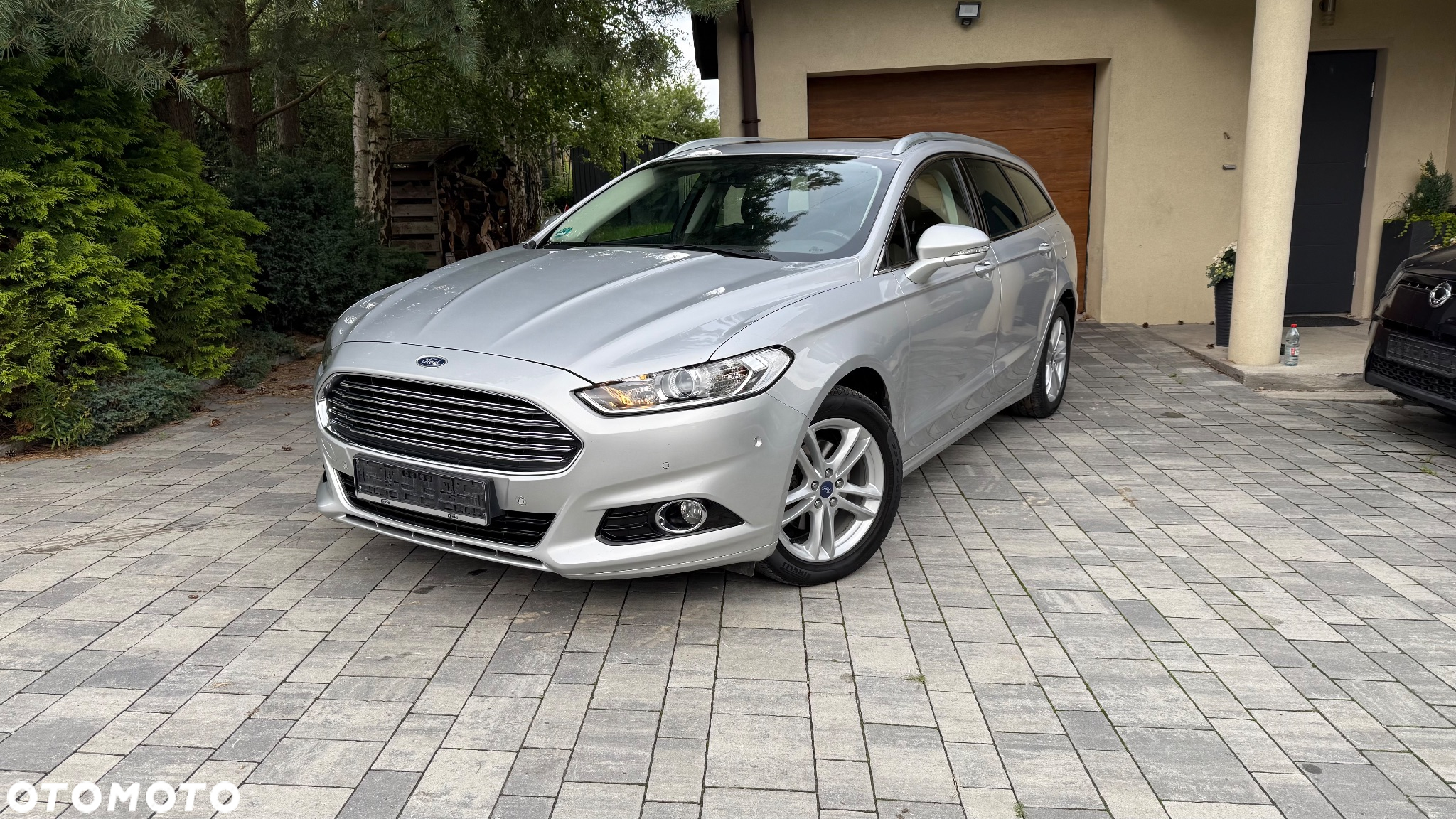 Ford Mondeo 2.0 TDCi Ambiente Plus PowerShift - 2