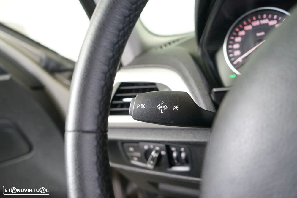 BMW 116 d Line Urban - 22