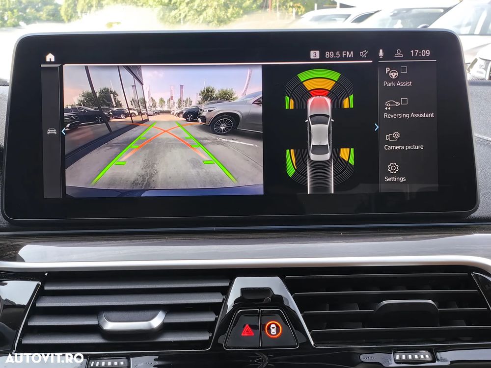 BMW Seria 5 530e Aut. Luxury Line - 8