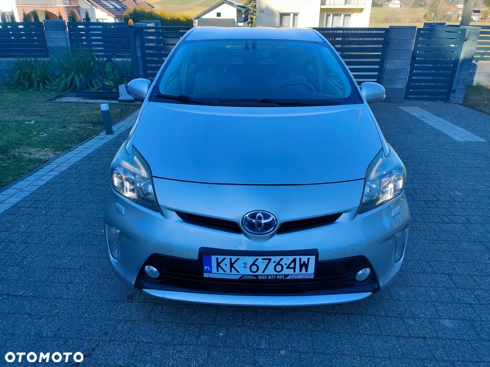 Toyota Prius (Hybrid) Comfort - 4