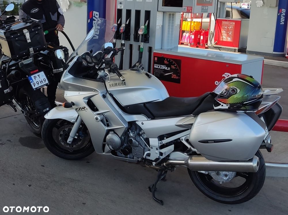 Yamaha FJR - 4