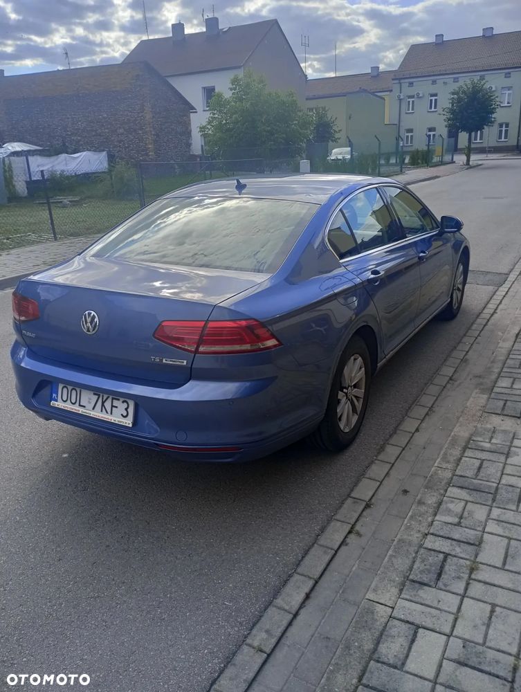 Volkswagen Passat - 5