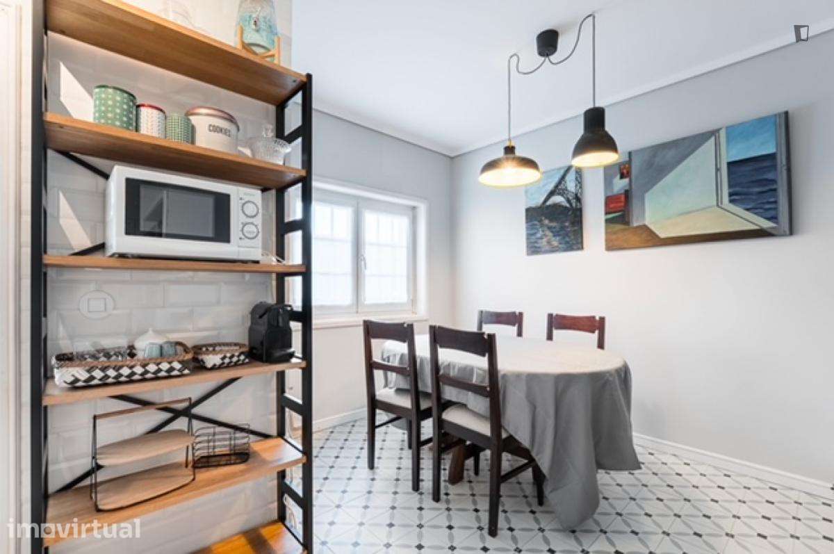 Quarto - localizado em Vila nova de gaia - Grande imagem: 5/24