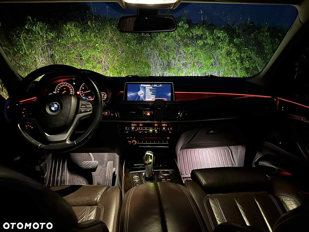 BMW X5 xDrive35i - 20