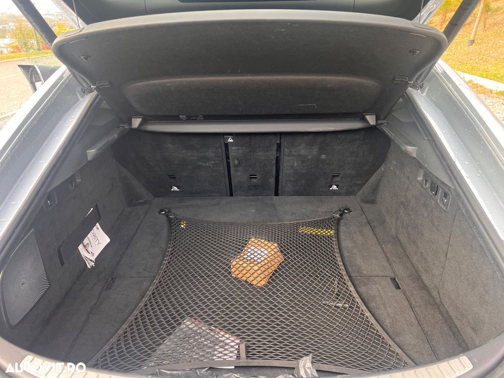 Mercedes-Benz AMG GT 43 4MATIC+ MHEV - 23